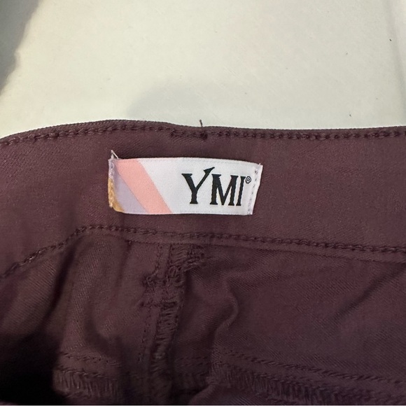 YMI Burgundy Skinny Pants Size Medium - Picture 6 of 9